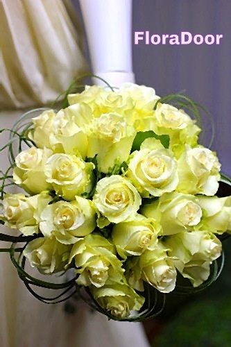 flower bouquet white roses